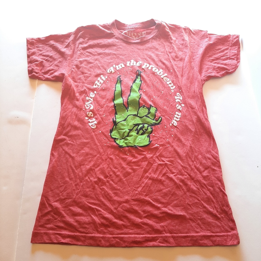 Oliver & Otis Ladies Small Red Grinch T Shirt
